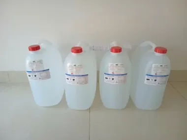 NƯỚC CẤT – DUNG DỊCH BỔ SUNG ẮC QUY XE NÂNG ĐIỆN