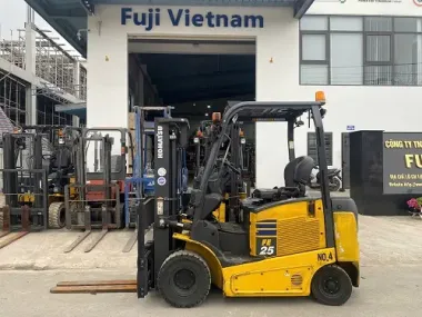 Xe nâng điện Komatsu 2.5 tấn FE25-1