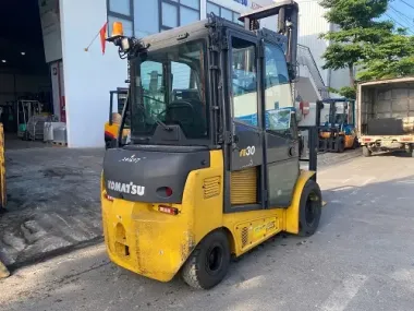 Xe nâng điện Komatsu 3 tấn FE30-1