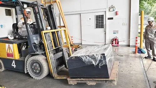 b&igrave;nh điện xe n&acirc;ng