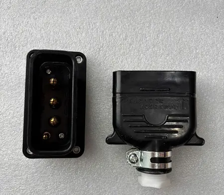 GIẮC SẠC 3 PHA XE NÂNG ĐIỆN